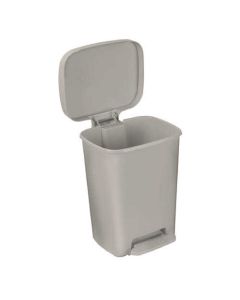 Brewer Plastic Step-On Waste Cans